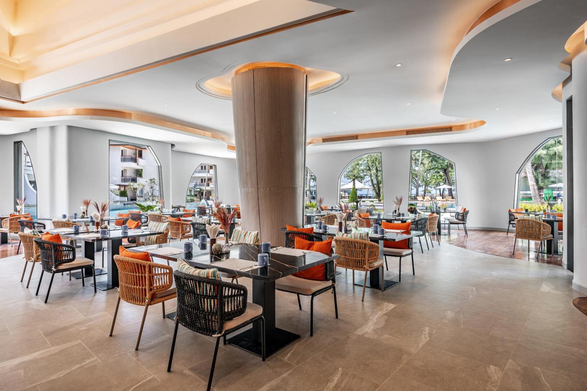 Amora Beach Resort Phuket Bang Tao Plajı Dış mekan fotoğraf