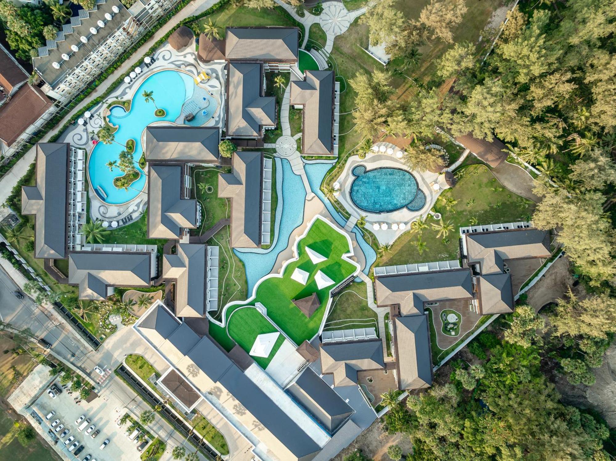 Amora Beach Resort Phuket Bang Tao Plajı Dış mekan fotoğraf